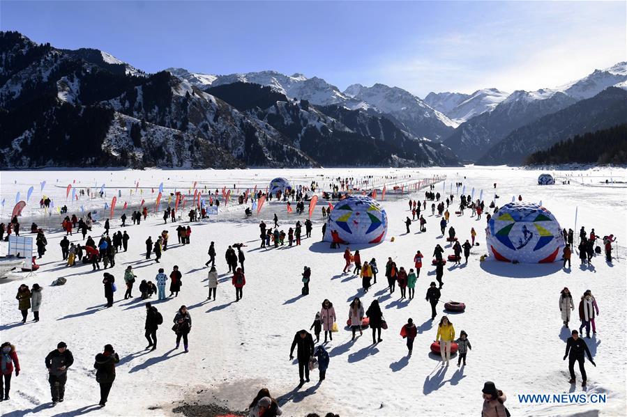 Tianchi scenic area attracts visitors in northwest China's Xinjiang
