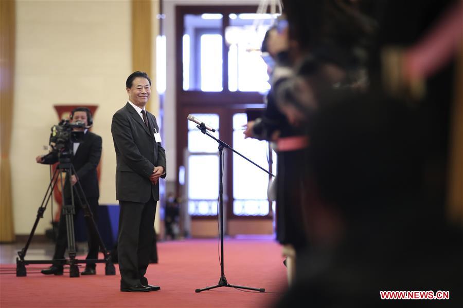 Ministers receive interview after 3rd plenary meeting of 2nd session of 13th NPC