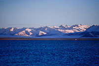 Lake scenery in Maduo County, NW China's Qinghai