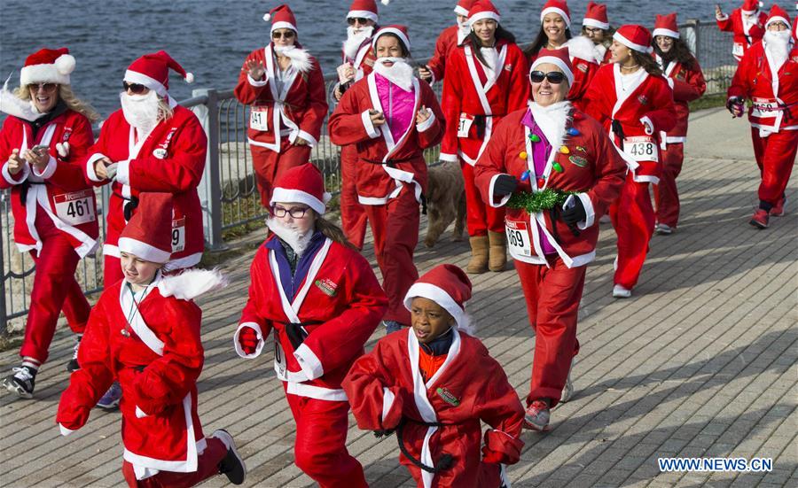 2019 Santa 5K Run held in Ontario, Canada