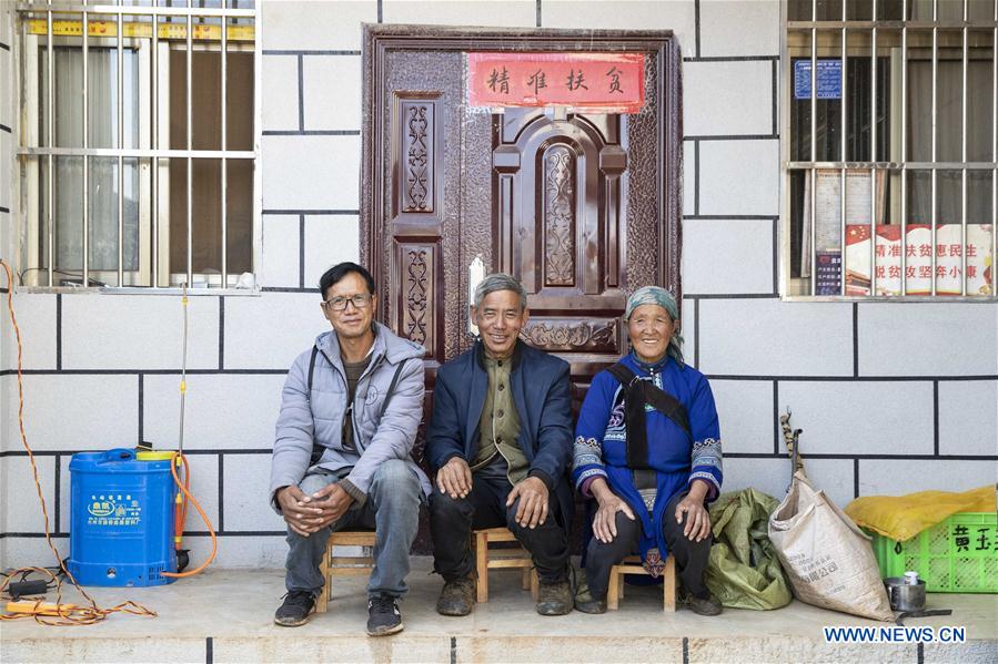 Pepino melon planting industry helps villagers get rid of poverty in SW China's Yunnan