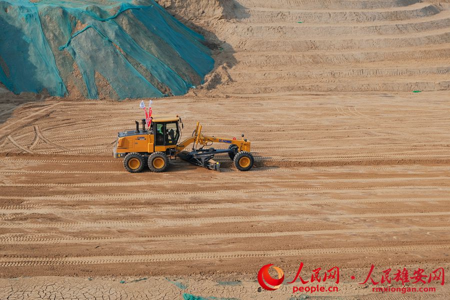 Construction site of the business service center of Xiongan New Area. (Photo/Liu Xiangyang)