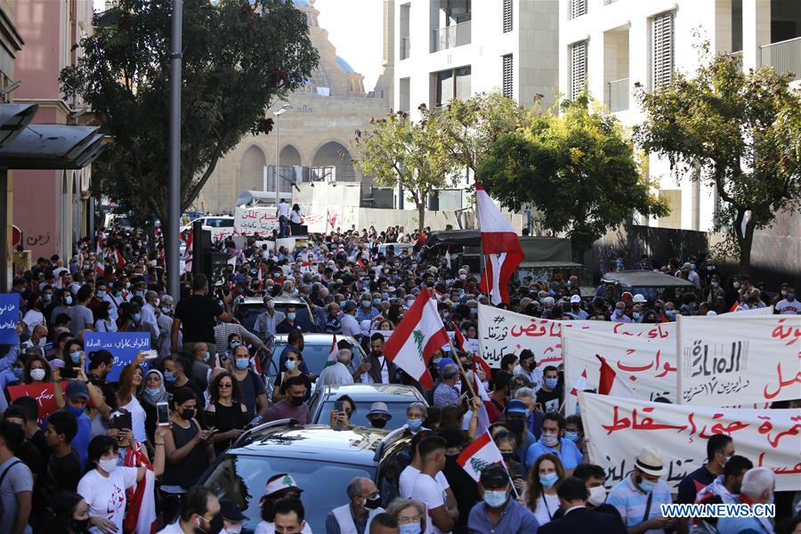 Thousands of Lebanese protest against gov't policies