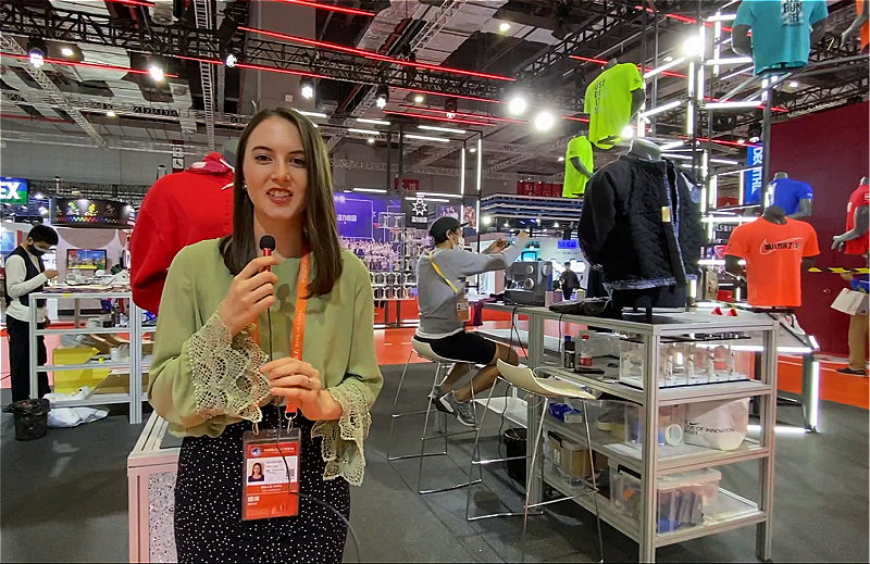 Vlog: Consumer goods at CIIE redefines market   