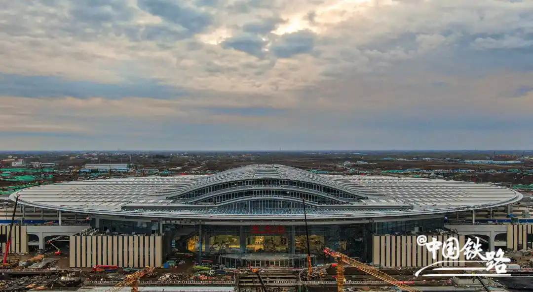 Xiong’an Railway Station along Beijing-Xiong’an intercity railway nears completion