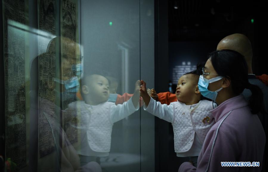 Rare ancient books exhibited at Shenzhen Museum