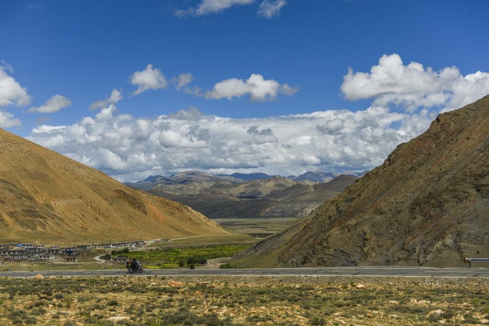 Behind 8848.86 meters: breakthroughs in latest measurement of height of Mount Qomolangma