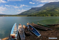 Hundreds of small islands scatter in Nam Ngum Lake, Vientiane