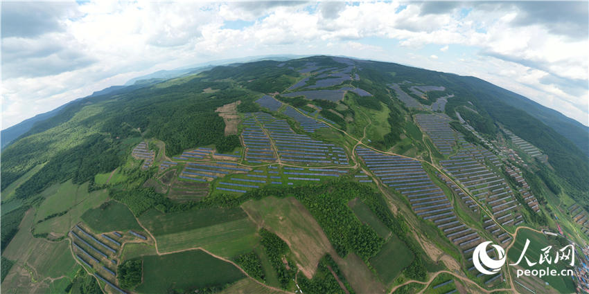 Gigantic centralized PV project glitters in NE China