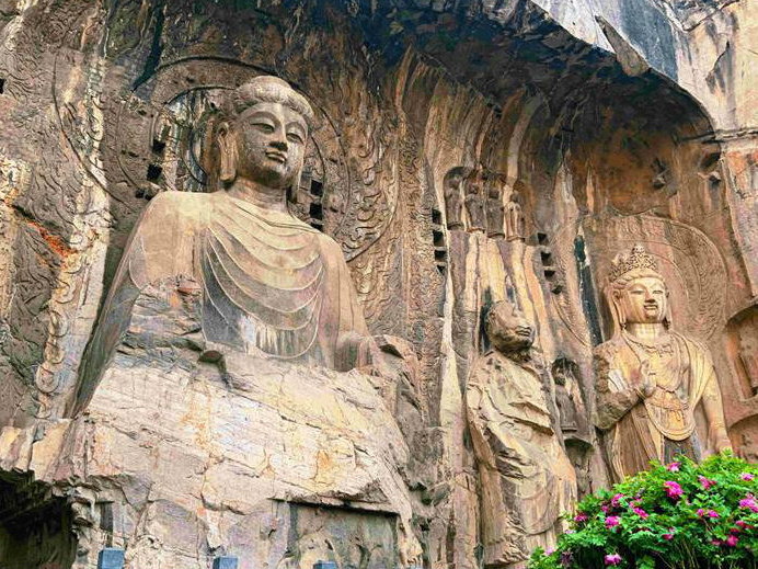 Millenniums of glory: Luoyang, oriental capital of culture and science