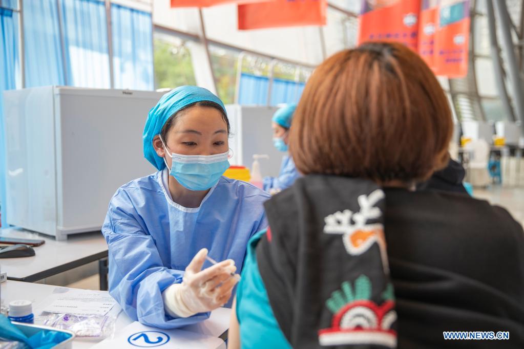 Two temporary COVID-19 vaccination sites set in Chongqing