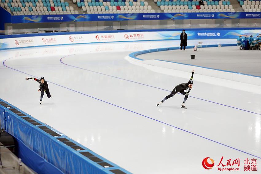 Non-contact award ceremonies held during test event for Beijing 2022