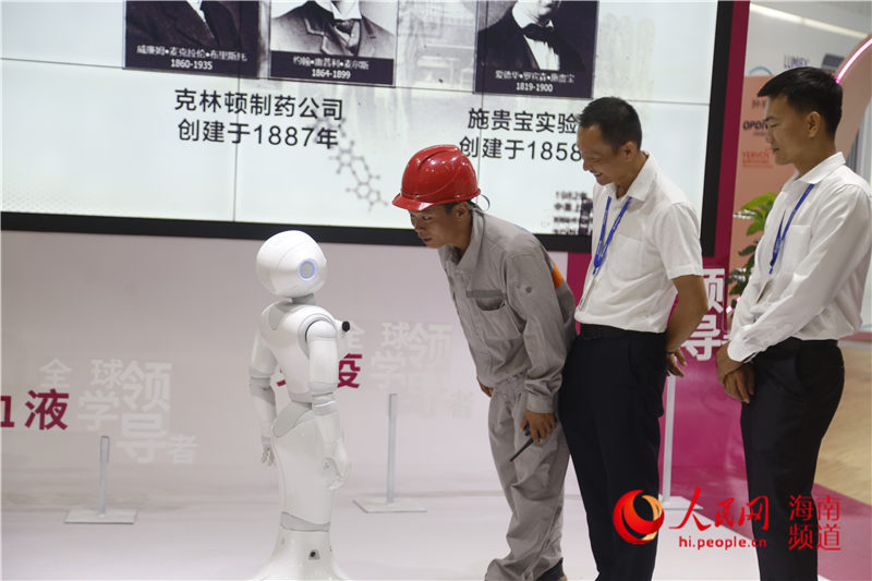 Exhibition on innovative medicines and medical equipment opens in Hainan province