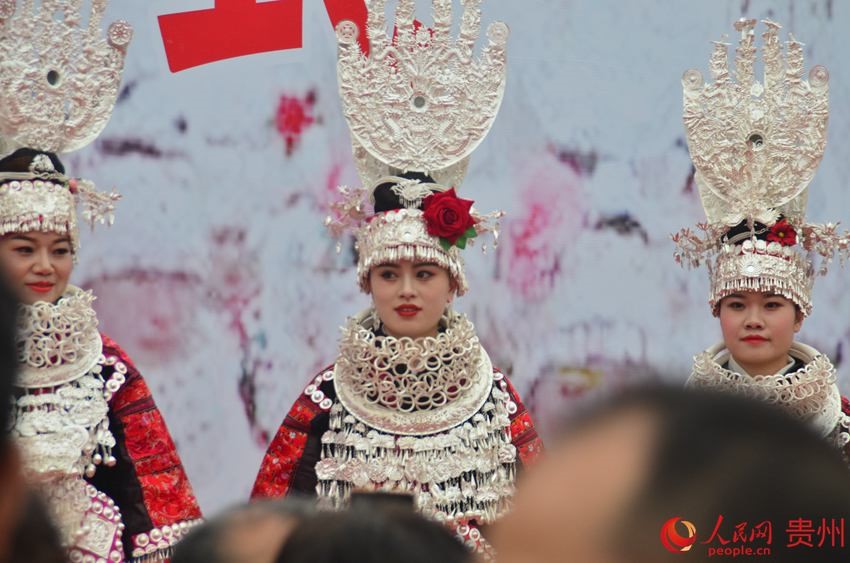 Miao people celebrate traditional Sisters Festival in SW China's Guizhou province