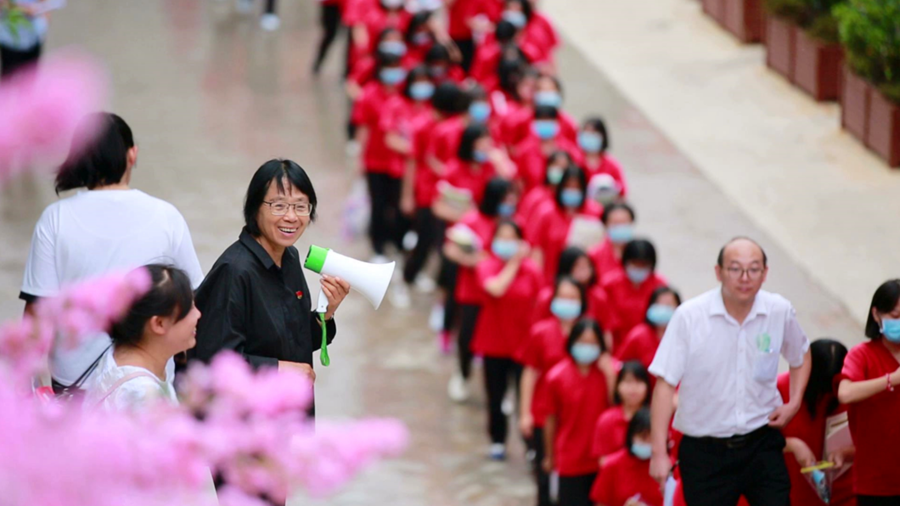 Zhang Guimei, a CPC member igniting hopes for impoverished girls in mountainous areas