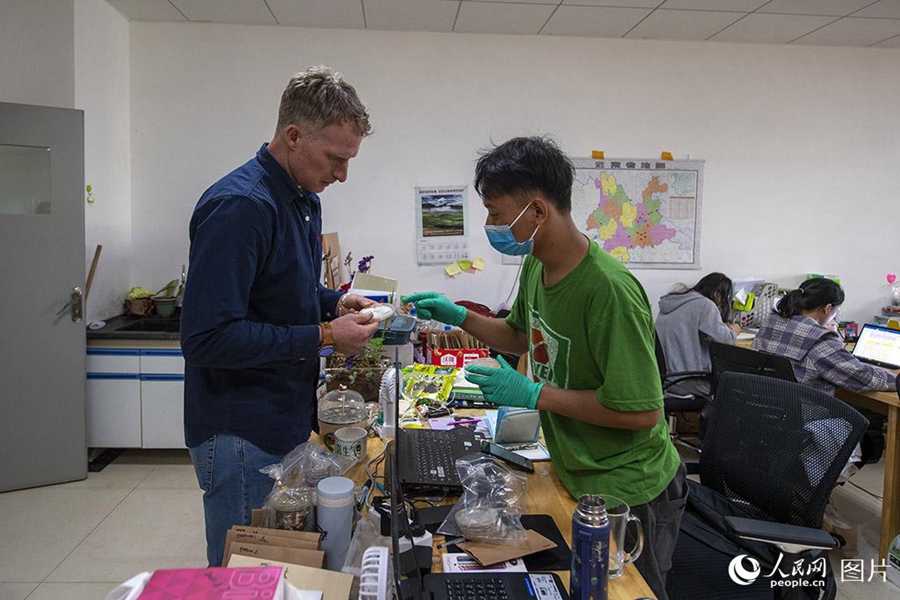 South African botanist contributes his achievements to support China's rich biodiversity resources