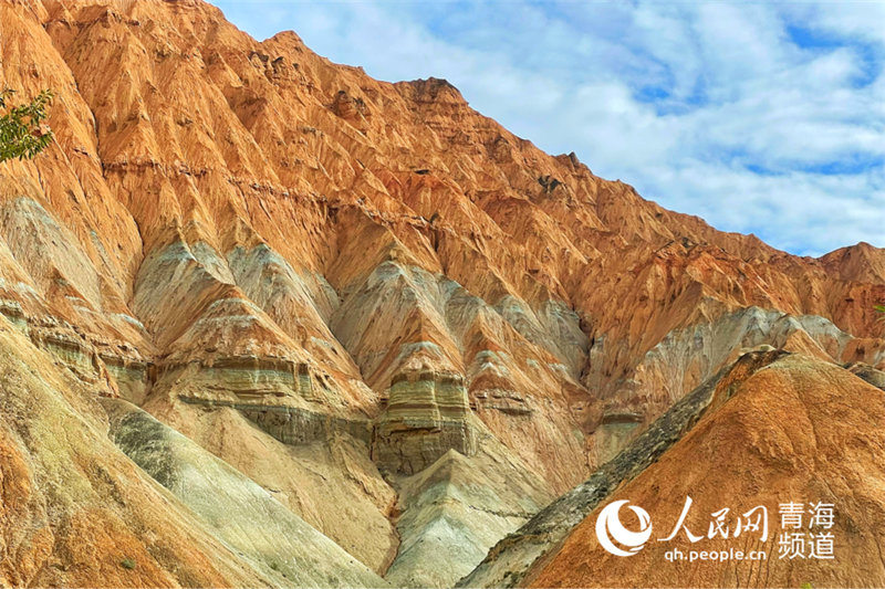 In pics: picturesque autumn scenery along Yellow River in NW China’s Qinghai