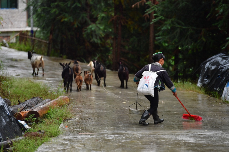 Wuying Miao village in Guangxi works to improve local quality of life by making improvements to surrounding infrastructure, industries