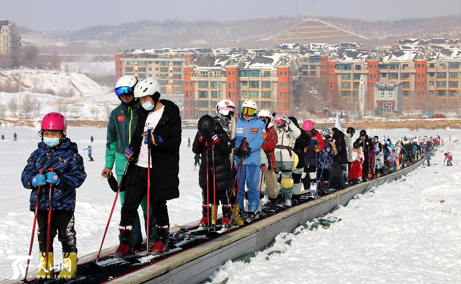 In pics: Winter sports gain steam in NW China's Xinjiang thanks to Beijing 2022