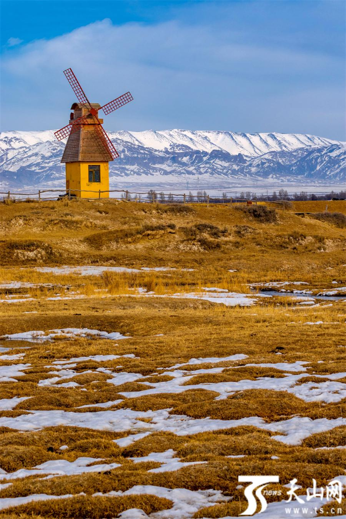 Enchanted winter scenery of Barkol, NW China's Xinjiang in early spring