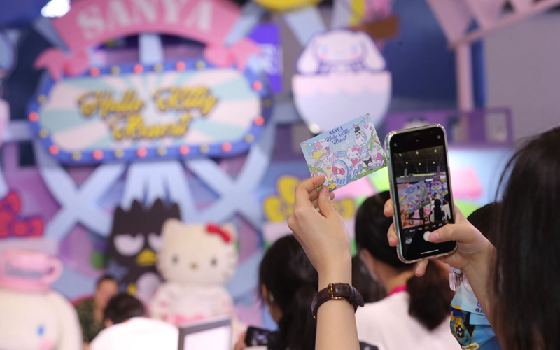 Sanya Hello Kitty Resort shines at 2nd China International Consumer Products Expo