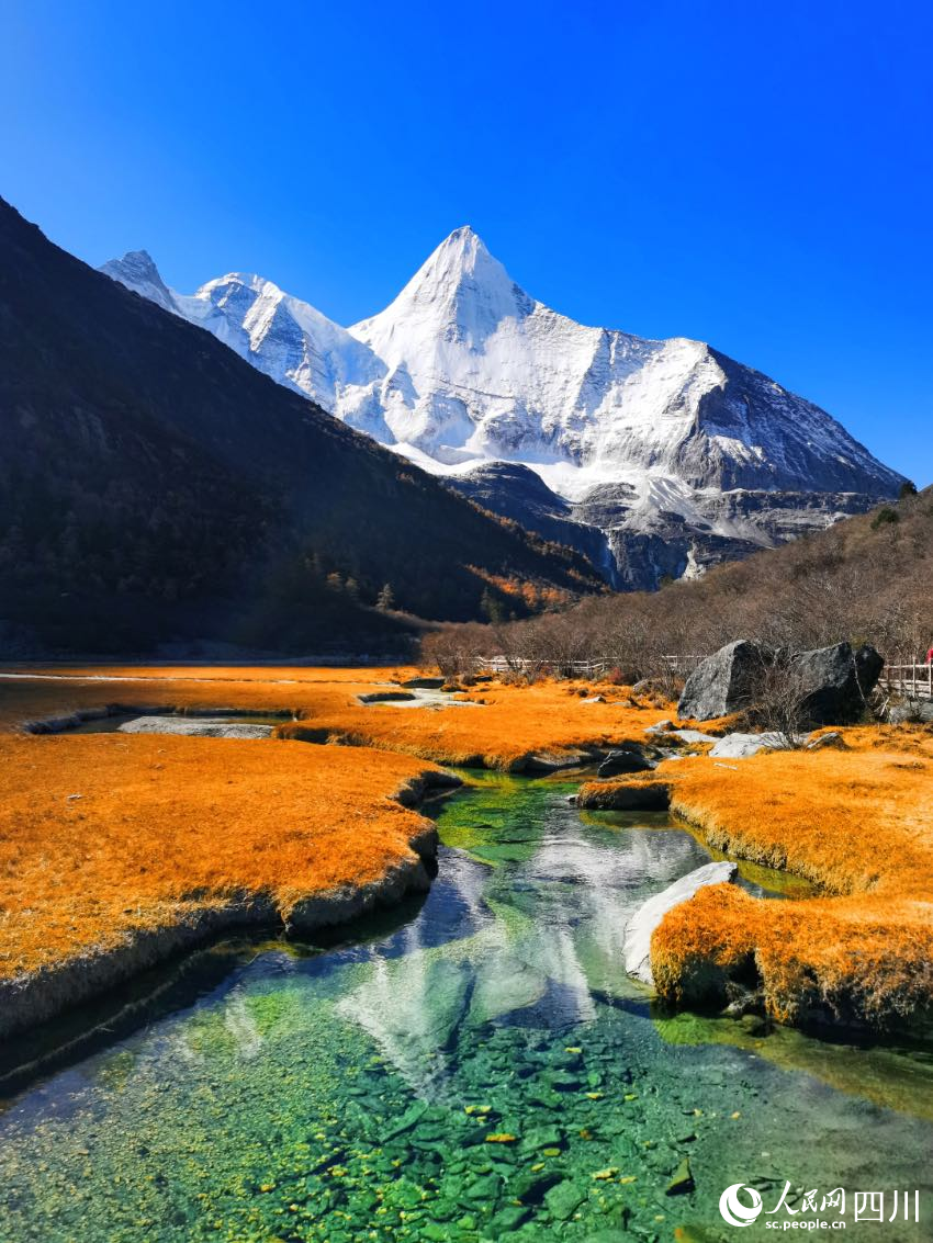 Stunning late autumn scenery in China's Garze Tibetan Autonomous Prefecture