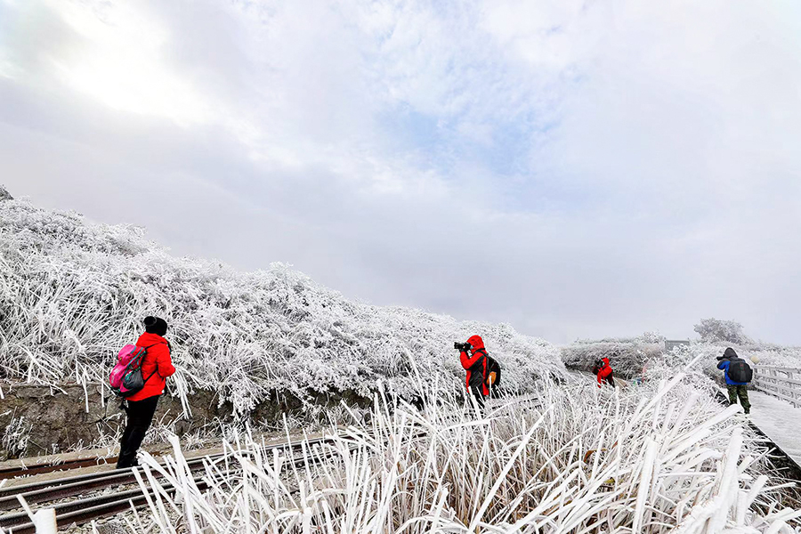 Spectacular rime scenery of Jinnao Mountain in SE China’s Fujian