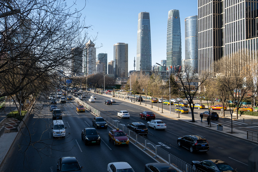 In pics: Beijing gradually returns to usual vibrancy