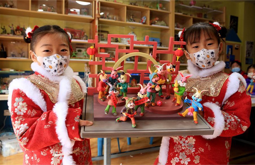 Intangible cultural heritage inheritor in China makes adorable rabbit dough figurines to greet Chinese Lunar New Year