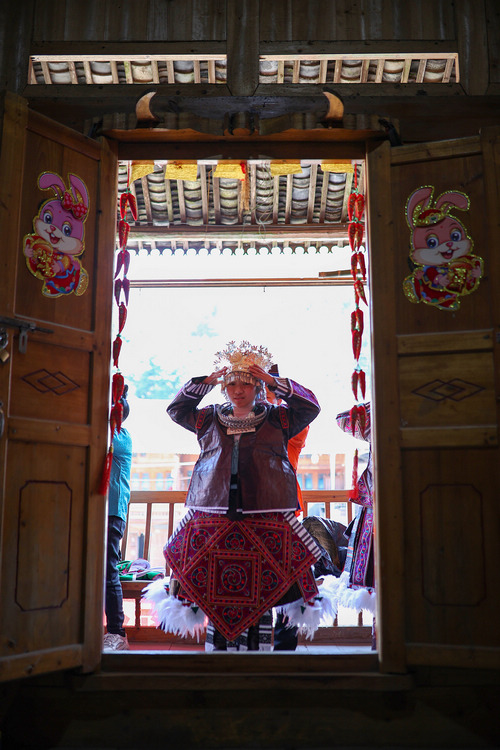 Miao people in SW China's Guizhou celebrate Spring Festival with traditional dances