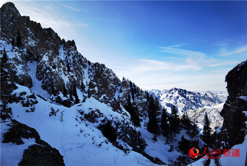 In pics: Magnificent winter view of Tianchi scenic area in NW China's Xinjiang