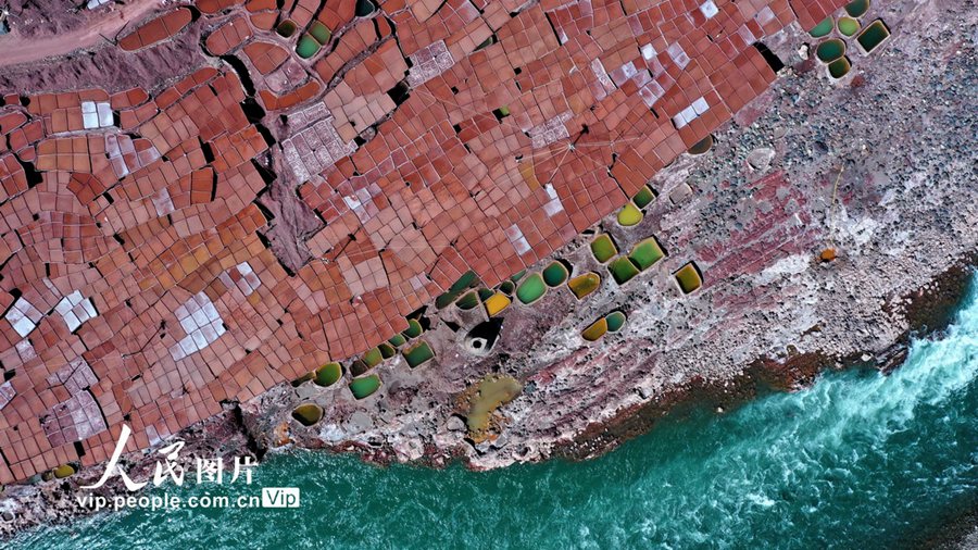 Magnificent scenery of 1,200-year-old salt pans in Qamdo, SW China’s Xizang