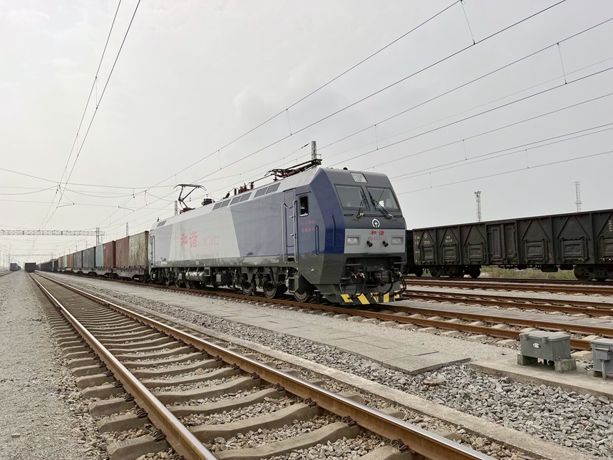 China rail-sea intermodal trains transport 120,000 TEU containers in first two months of 2023