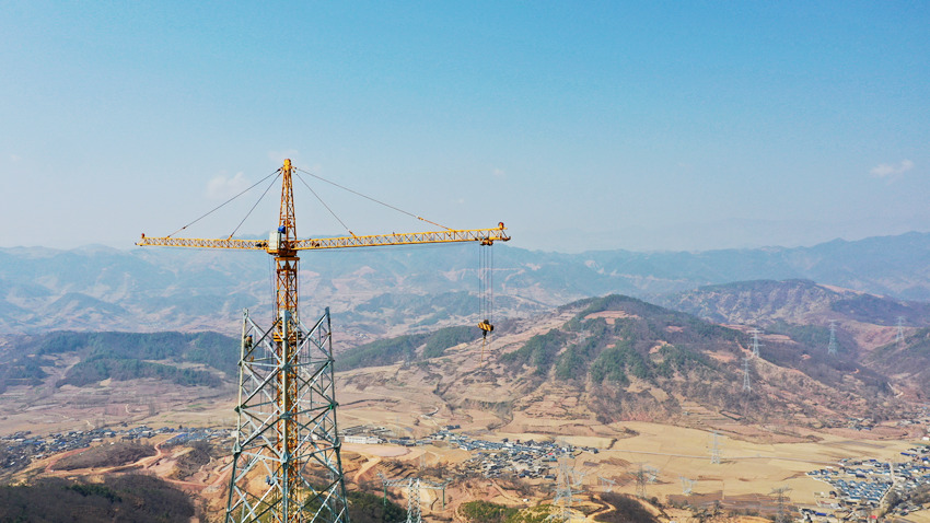 In pics: Tallest power transmission tower built in SW China's Sichuan