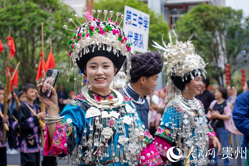 People celebrate Miao Sisters Festival in SW China's Guizhou