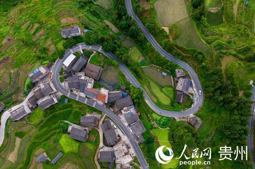 In pics: Beautiful scenery of village of Dong ethnic group in SW China's Guizhou