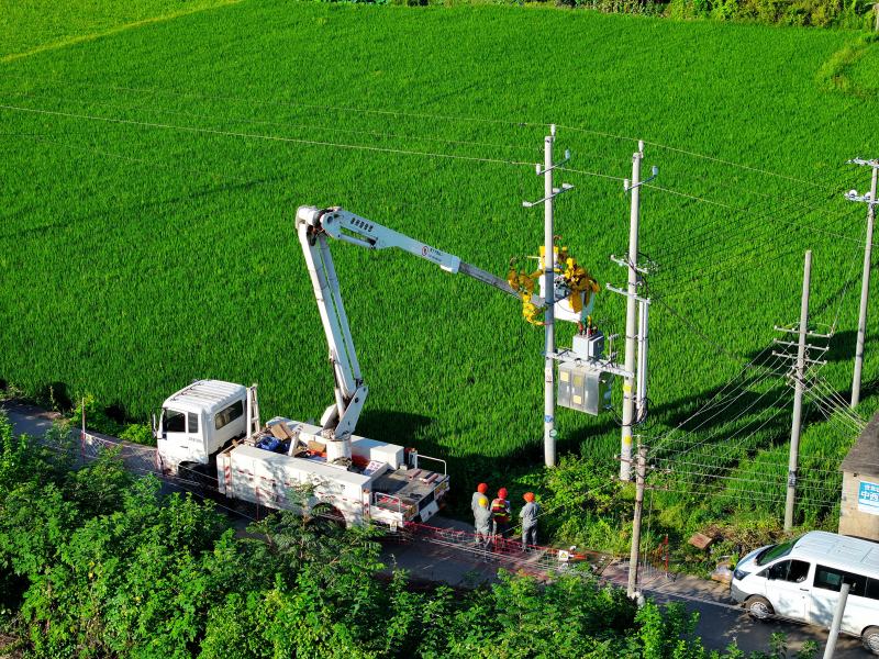 State Grid carries out extensive power distribution network inspection, maintenance project in C China's Hunan