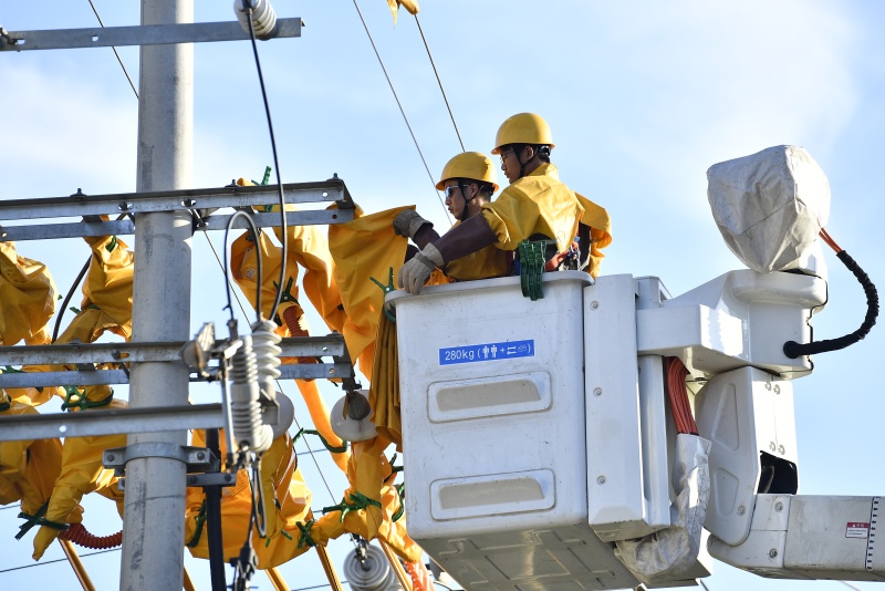 State Grid carries out extensive power distribution network inspection, maintenance project in C China's Hunan