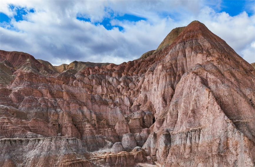 Magnificent autumn views of Danxia landform in NW China's Xinjiang