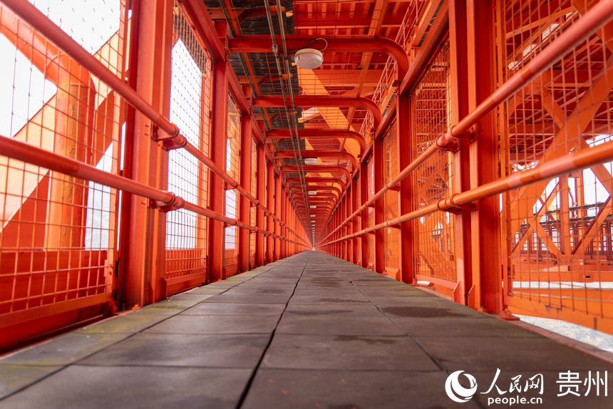 In pics: Eurasian journalists captivated by Balinghe bridge in SW China's Guizhou