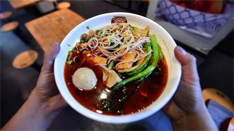 Trending in China | Luosifen: River snail rice noodles