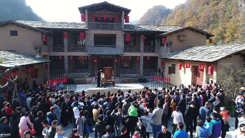 Village in NW China's Shaanxi transforms into thriving tourist resort by harnessing natural resources