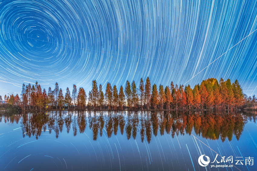 In pics: Stunning star trails over Dianchi Lake