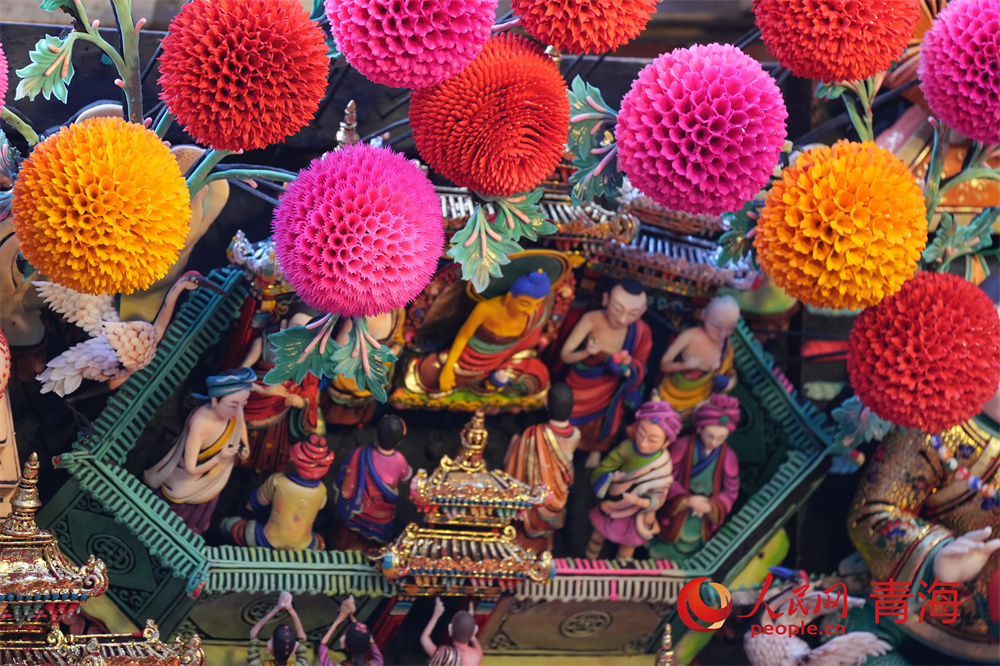 Kumbum Monastery in NW China’s Qinghai stages butter sculpture show