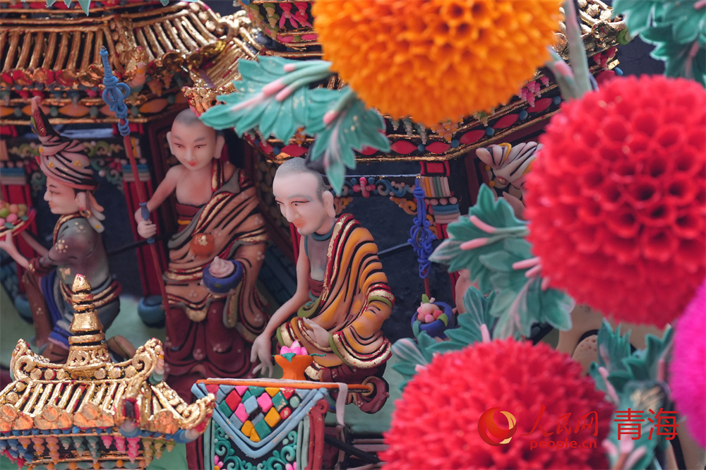 Kumbum Monastery in NW China’s Qinghai stages butter sculpture show