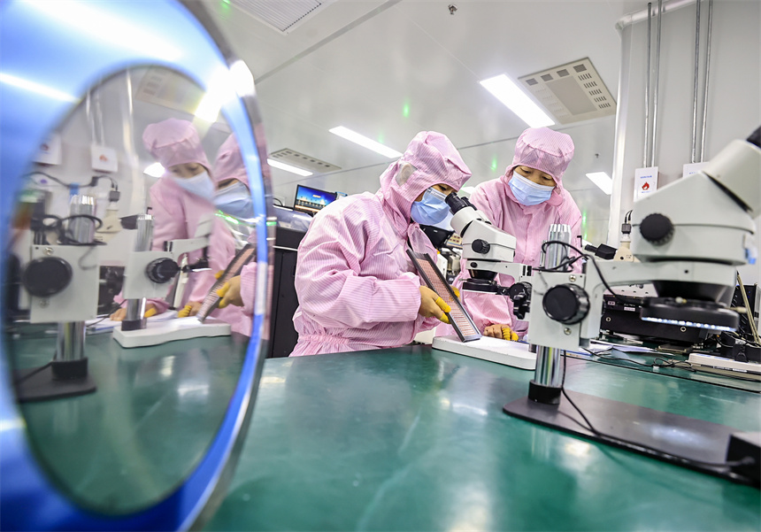 In pics: Chip production in Hukou, E China's Jiangxi