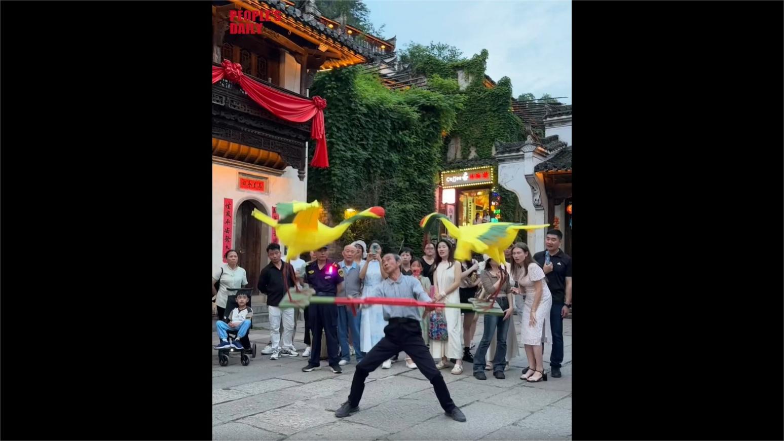 Captivating dance performance brings paper-made cranes to life