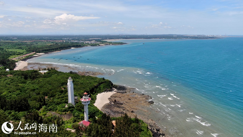 In pics: Picturesque scenery of Danzhou section of Hainan coastal highway for sightseeing