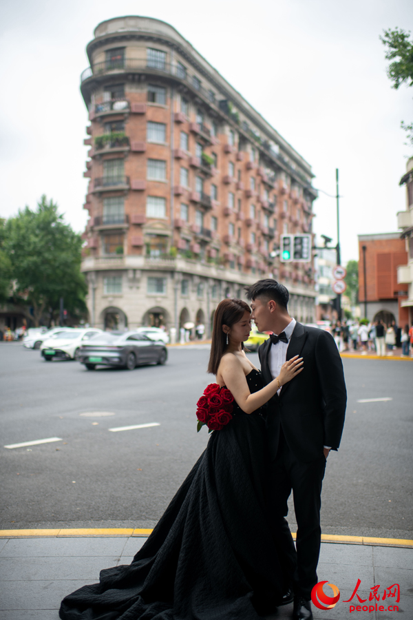 In pics: Shanghai welcomes an increasing number of foreign tourists