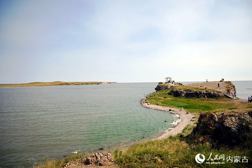 Beautiful scenery of Hulun Lake, N China's Inner Mongolia